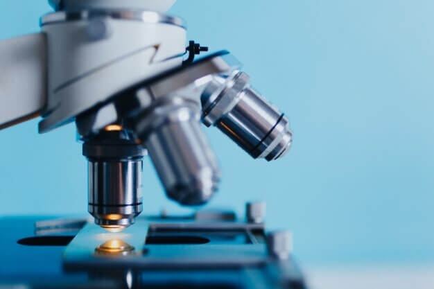 Laboratory microscope for chemical research